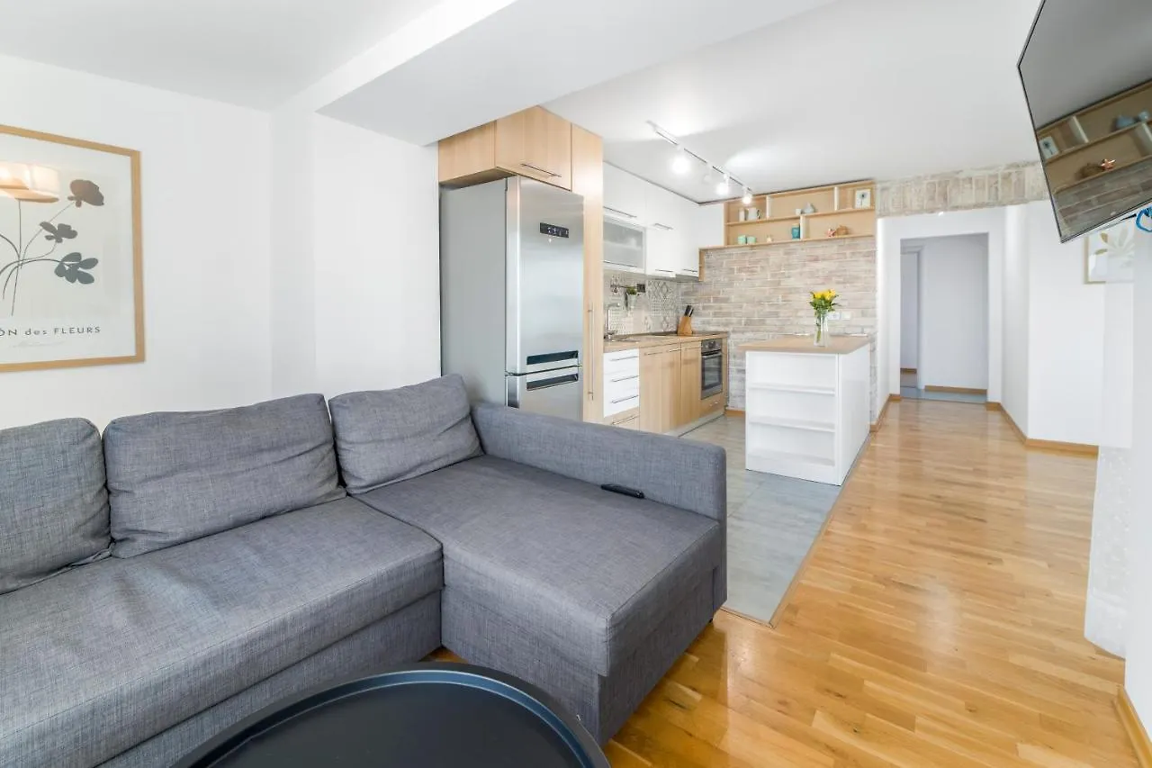 Exclusive Apartment Studentski Grad Sofia